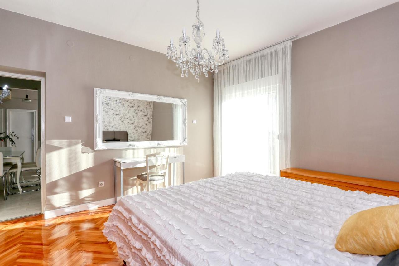 Hacienda Mia With Pool And Yacuzzi, Free Parking Villa Zadar Buitenkant foto